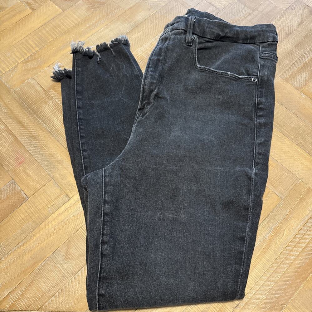 GOOD AMERICAN Good Leg Crop Black 213 Distressed Frayed Hem Skinny Jeans Size 20